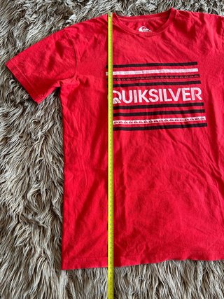 Quiksilver T-Shirt Red Graphic Size M