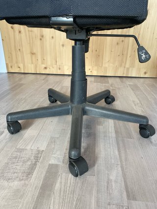 Silla de escritorio negra