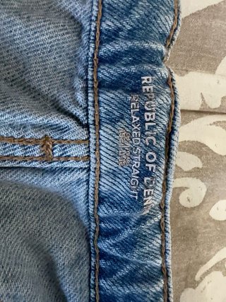 Pantalones cortos vaqueros con rotos