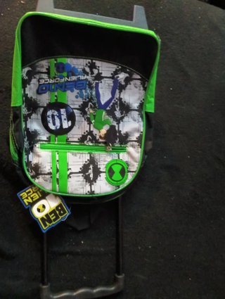 Mochila con Ruedas Negra y Verde