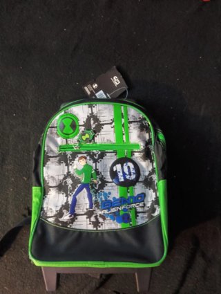 Mochila con Ruedas Negra y Verde