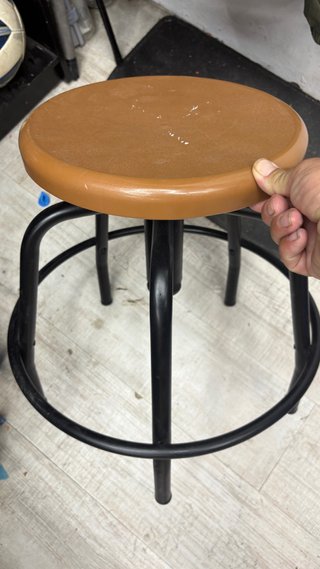 Taburete con Asiento Redondo