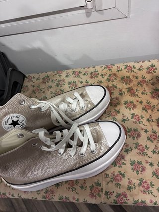 Zapatillas Converse Doradas