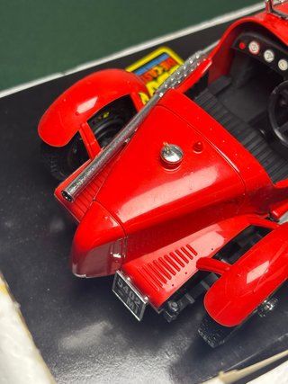 Modellino Alfa Romeo 8C 2300 Monza Bburago 1:18