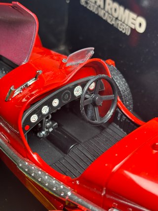 Modellino Alfa Romeo 8C 2300 Monza Bburago 1:18