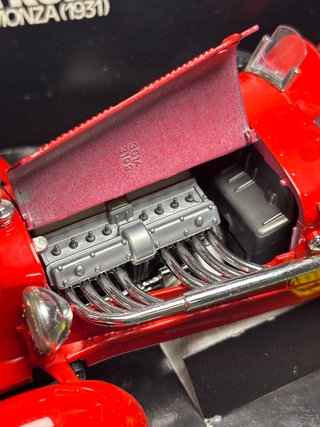 Modellino Alfa Romeo 8C 2300 Monza Bburago 1:18