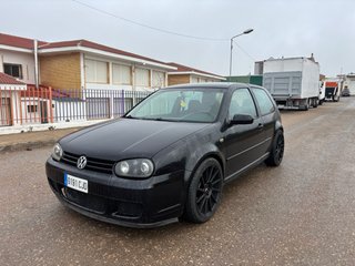 VOLKSWAGEN GOLF 1.9 TDI 100CV ATD AÑO 2003 280000K