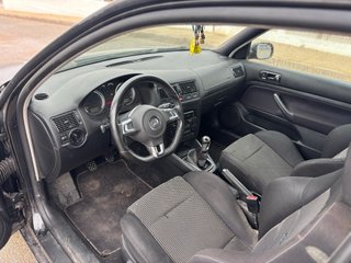 VOLKSWAGEN GOLF 1.9 TDI 100CV ATD AÑO 2003 280000K