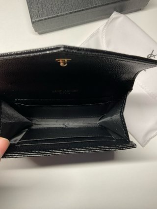 YSL Cartera Negra de Piel – Nueva con Caja