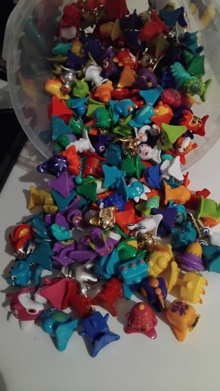 310 feguras Monstruos Estelares