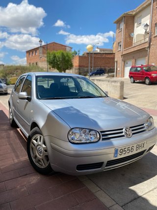 Volkswagen Golf 2001
