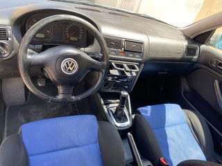 Volkswagen Golf 2001