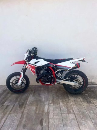 SWM SM 125 R Supermotard