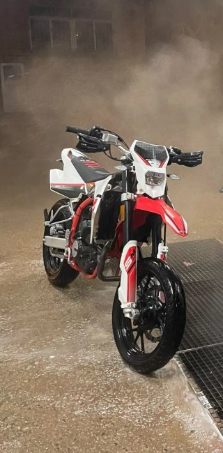 SWM SM 125 R Supermotard