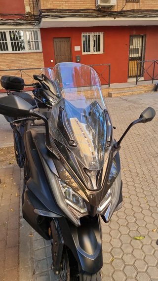 Kymco AK 550 para reparar o despiece
