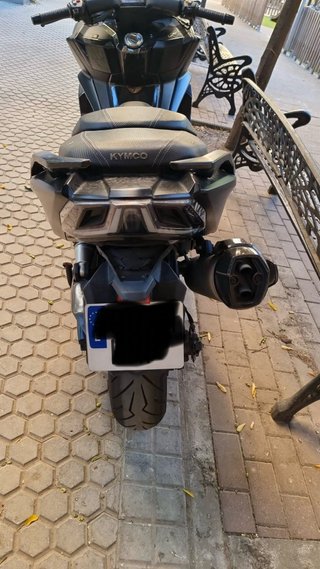 Kymco AK 550 para reparar o despiece