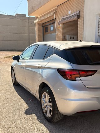 Opel Astra 2016