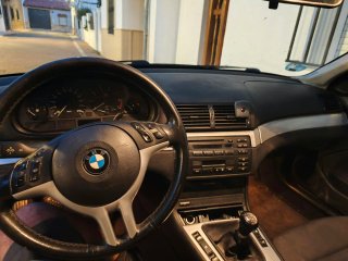 BMW 325i 2003