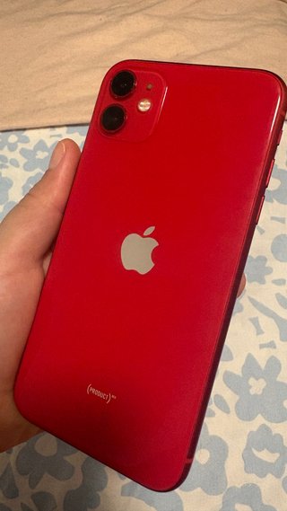 iPhone 11 rojo