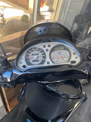 PIAGGIO beverly 400 Versión 2006 - 2009