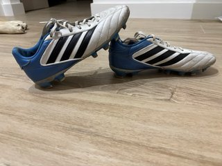 Botas de fútbol Adidas Gloro Talla 40