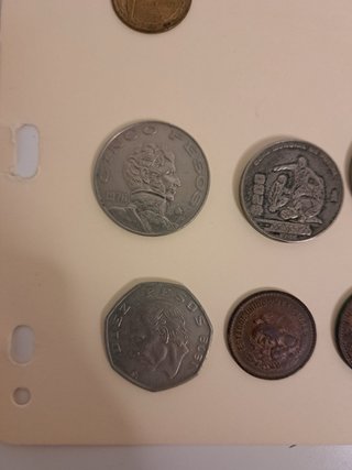 Monedas de México y Perú Varias