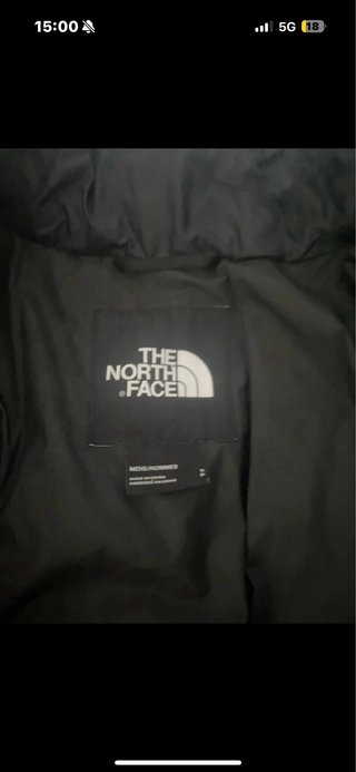 Chaqueta The North Face Negra valorado en 300