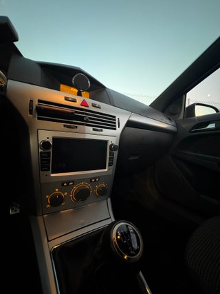 Opel Astra 2007