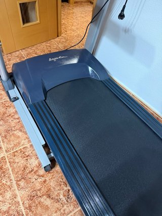 Cinta de Correr marca Impulse, modelo Sierra 4