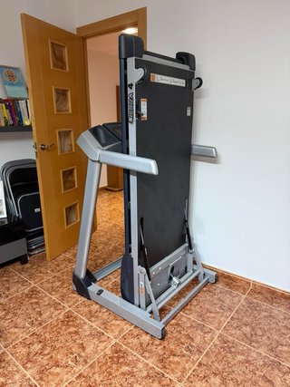 Cinta de Correr marca Impulse, modelo Sierra 4