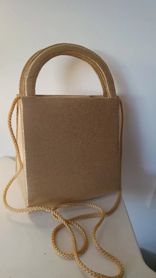Bolso de Fiesta Dorado