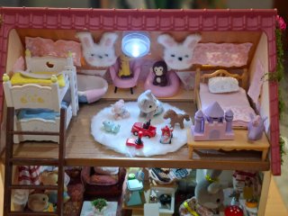 Casa de muñecas Sylvanian Families customizada
