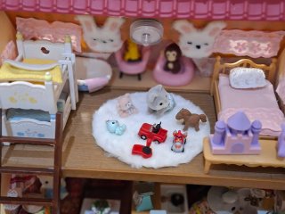 Casa de muñecas Sylvanian Families customizada