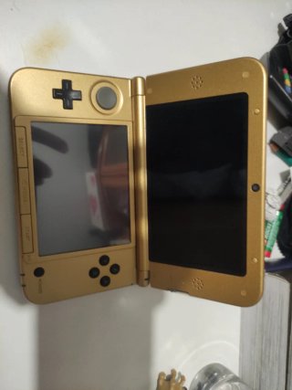 Nintendo 3DS XL Zelda Edición Between Worlds