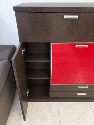 Mueble Bar de Madera Marrón y Rojo