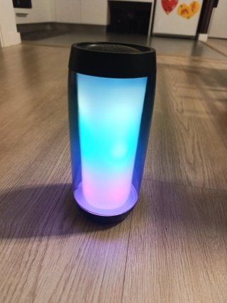 Altavoz Portátil con Luz LED