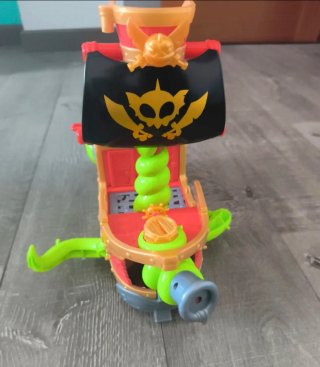 Lote Juguetes Piratas Dragones Barco Tesoro
