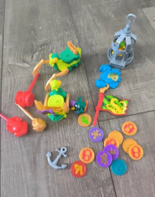 Lote Juguetes Piratas Dragones Barco Tesoro
