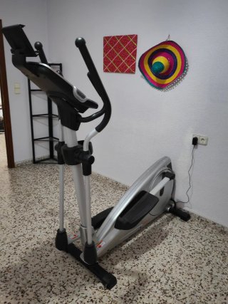 Elíptica NordicTrack SpaceSaver SE7i Muy cuidada.