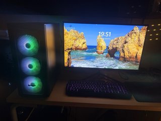 PC da Gaming Submariner Ryzen 7 5700G / 32GB di RAM