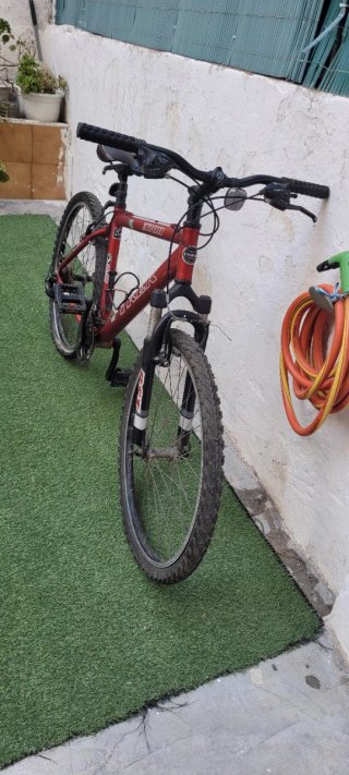 Bicicleta de Montaña Trek 3700 Roja