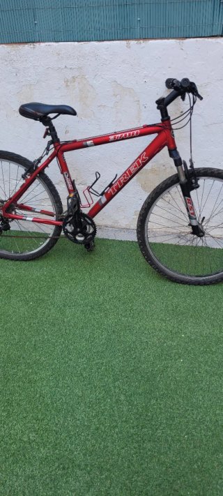 Bicicleta de Montaña Trek 3700 Roja