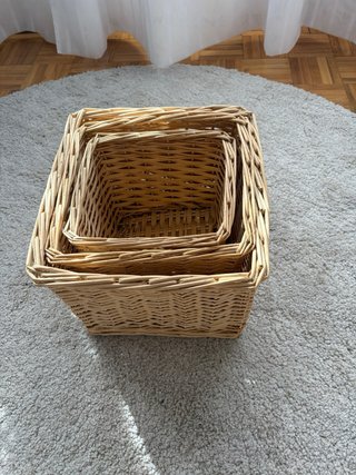 Juego de 3 cestos Mimbre. Precio por el conjunto.