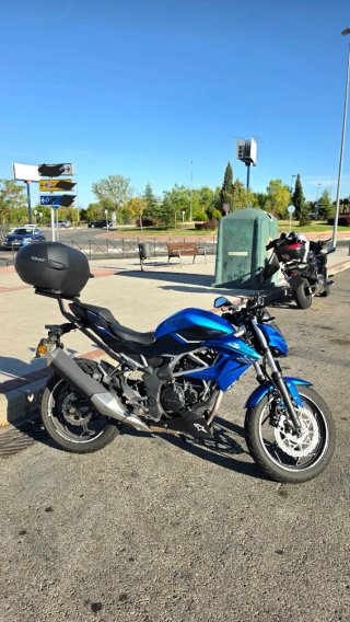 Kawasaki 125z Azul