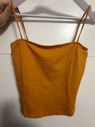 Top naranja tirantes finos