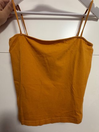 Top naranja tirantes finos