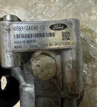 Bomba de direção Ford S-Max WA6 ref. 6G913A696