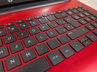 Portátil HP A8 7410 16GB 256SSD Radeon R5