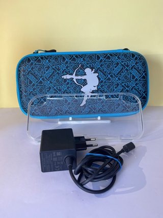 Nintendo Switch Lite Amarilla + funda zelda