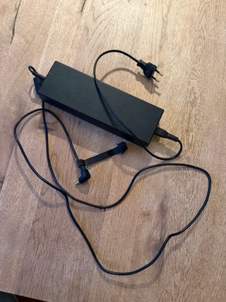 Fuente de alimentación Sony ACDP-200D02